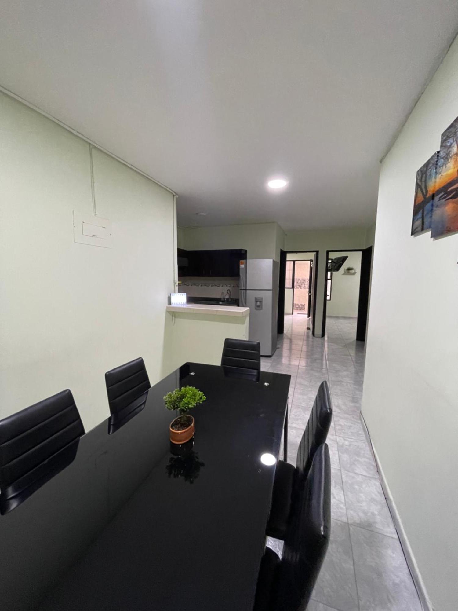 Apartamento Plazoleta De Colores Lägenhet Guatapé Exteriör bild