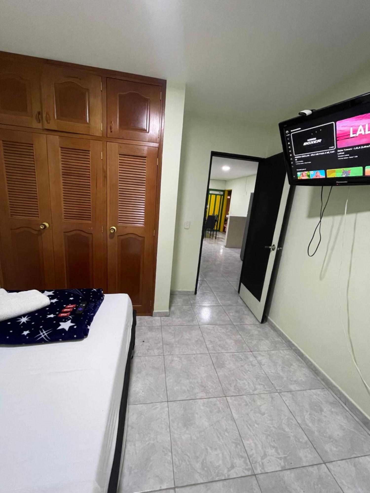 Apartamento Plazoleta De Colores Lägenhet Guatapé Exteriör bild